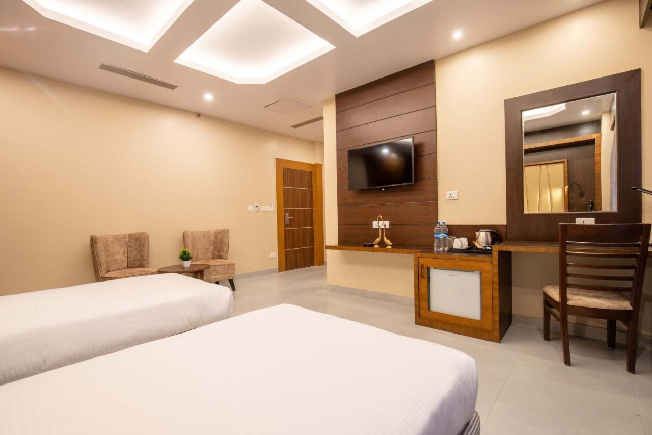 Hotel Palm International Butwal Exterior photo